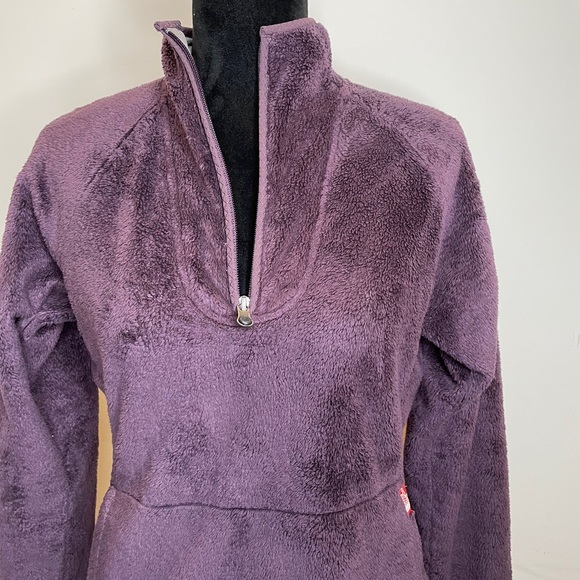 The North Face Purple Fuzzy Pullover Jacket - Picture 5 of 11